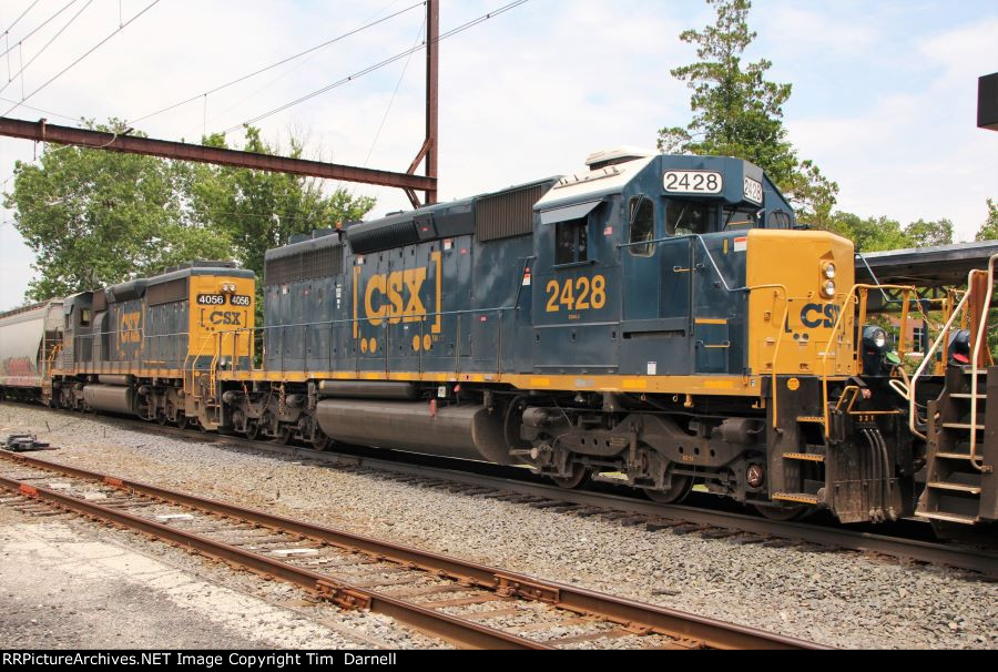 CSX 2428 third on K622